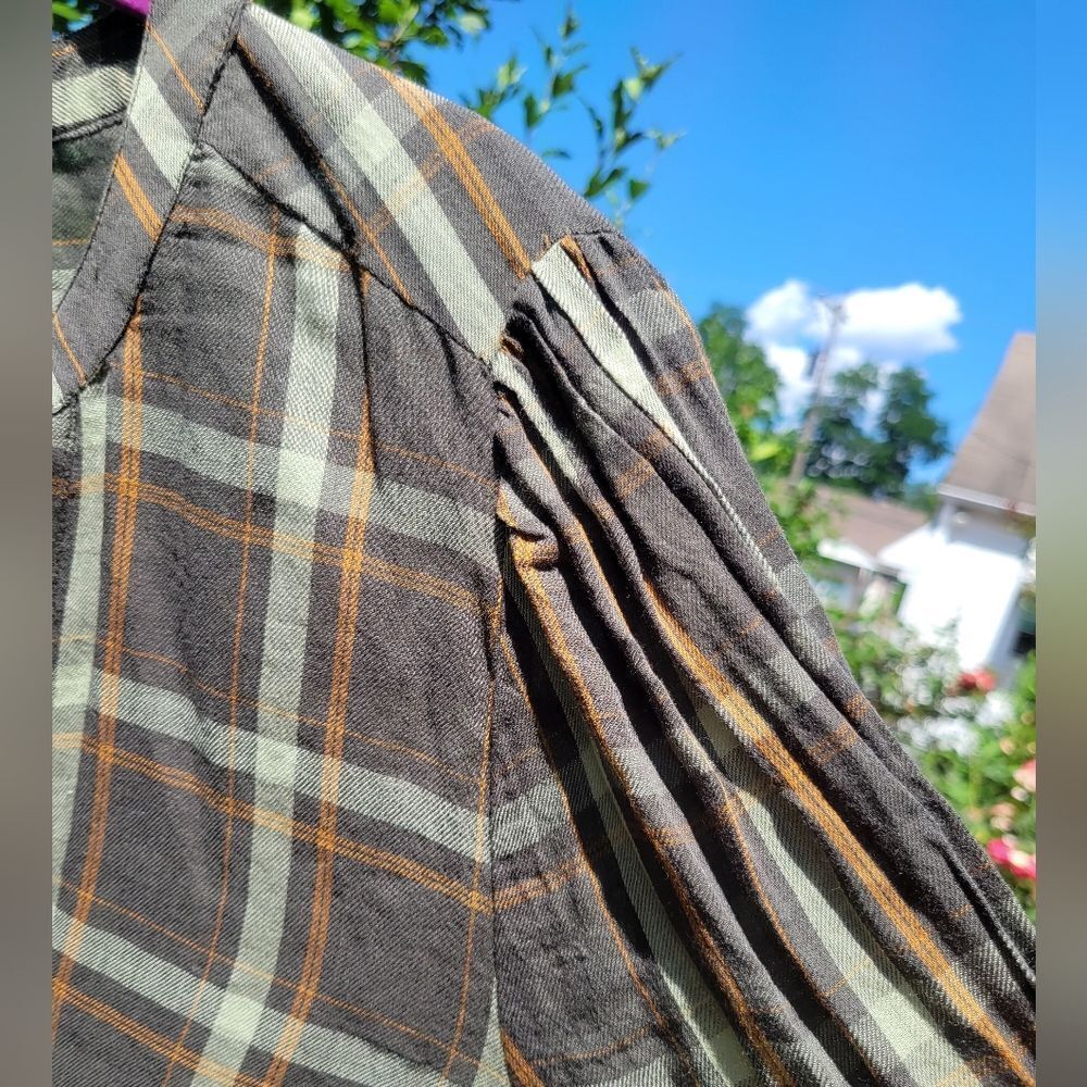 Green Plaid Tunic - Picture 5 of 10